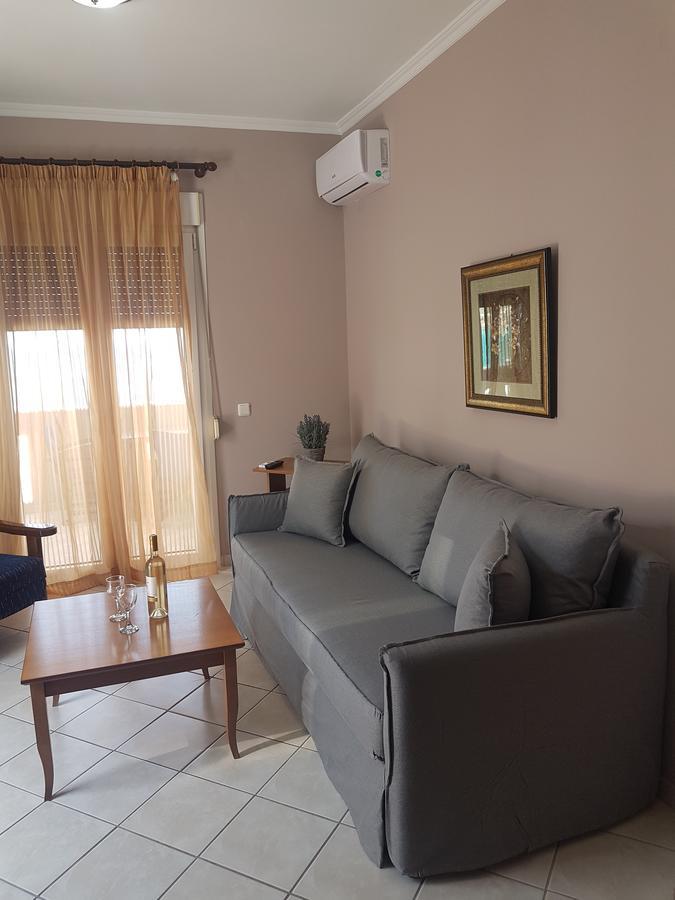 Evangelia Karfas Ngoại thất bức ảnh