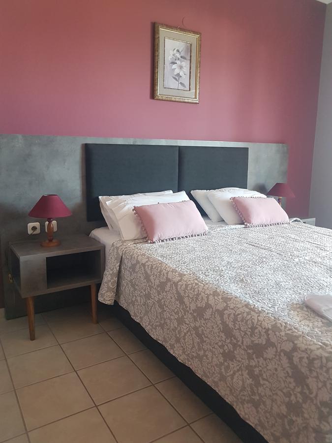 Evangelia Karfas Ngoại thất bức ảnh
